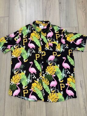 MLB Merchandise Pittsburgh Pirates Aloha Shirt sz XL